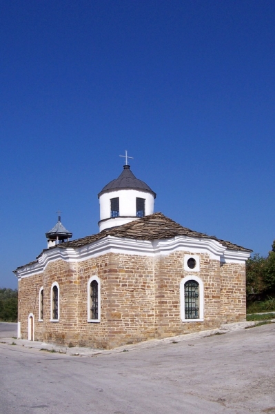 Църквата в село Янтра